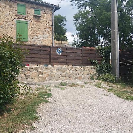 Gite Tante Jeanne Peaugres Kültér fotó